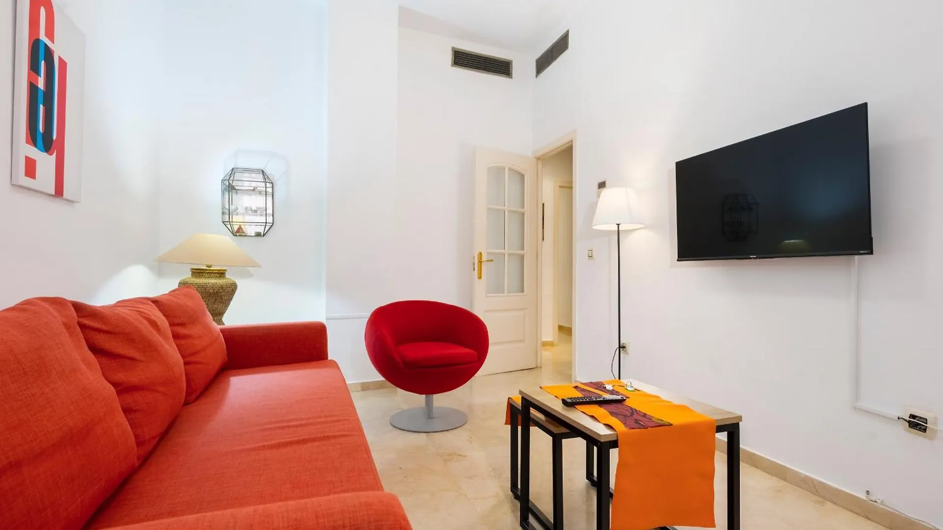 Comfortable Functional - Center - Train Station Seville